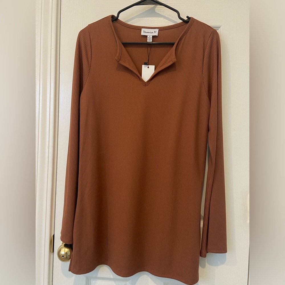 Brown long sleeve Veronica M shirt. Size M. Pet free/smoke free home